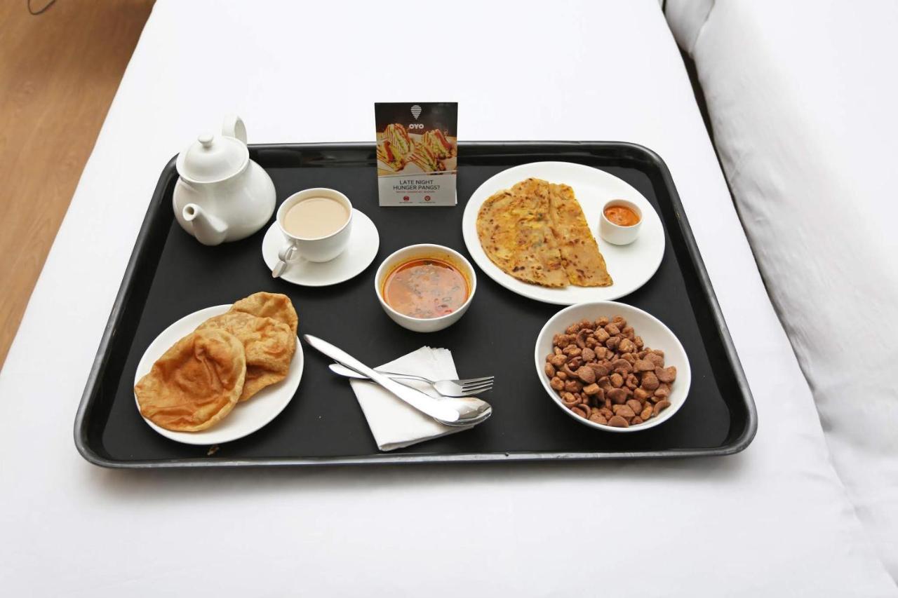 Oyo 8232 Hotel Krb Paradise Dehradun Ngoại thất bức ảnh